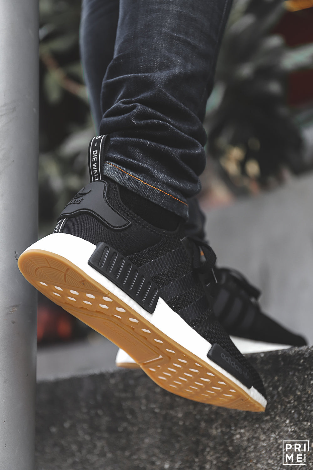 Adidas NMD R1 Black Gum (B42200)