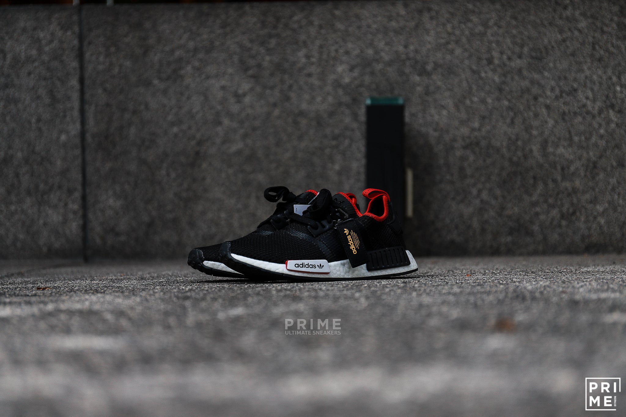 Adidas NMD R1  Black/Red  (FZ3449)