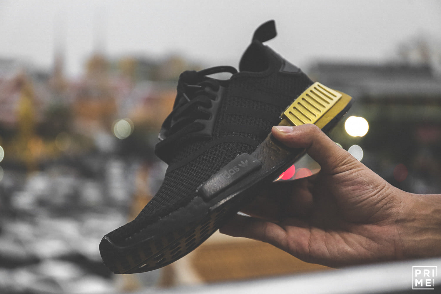 Adidas NMD R1 CORE BLACK / CORE BLACK / CARBON(FU9352)