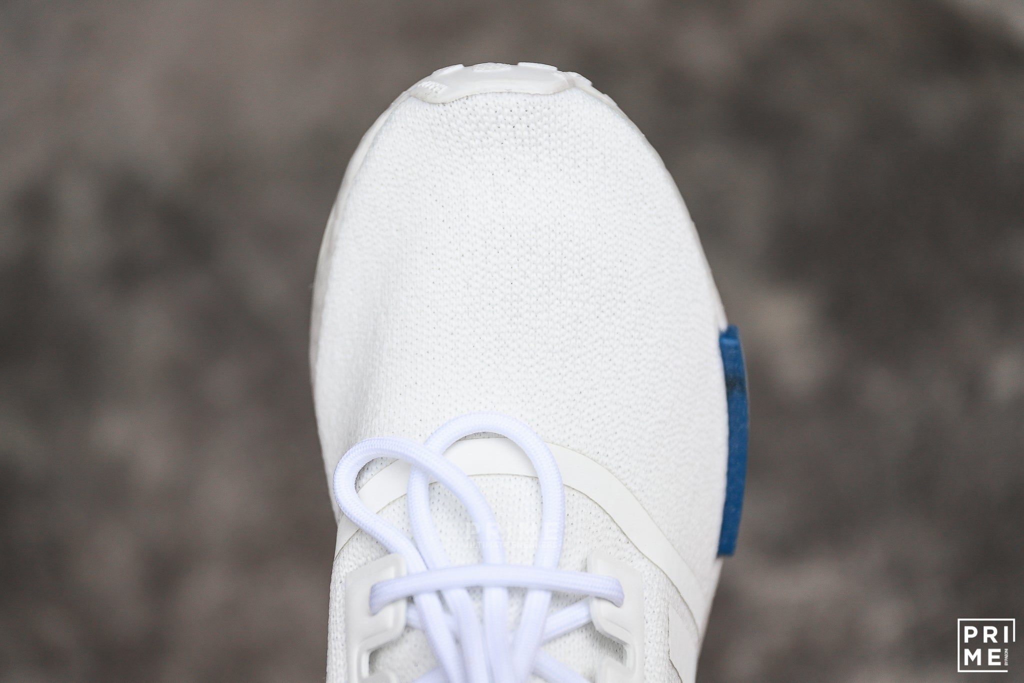 Adidas NMD R1  OG Cloud White / Blue / Red (GZ7925)