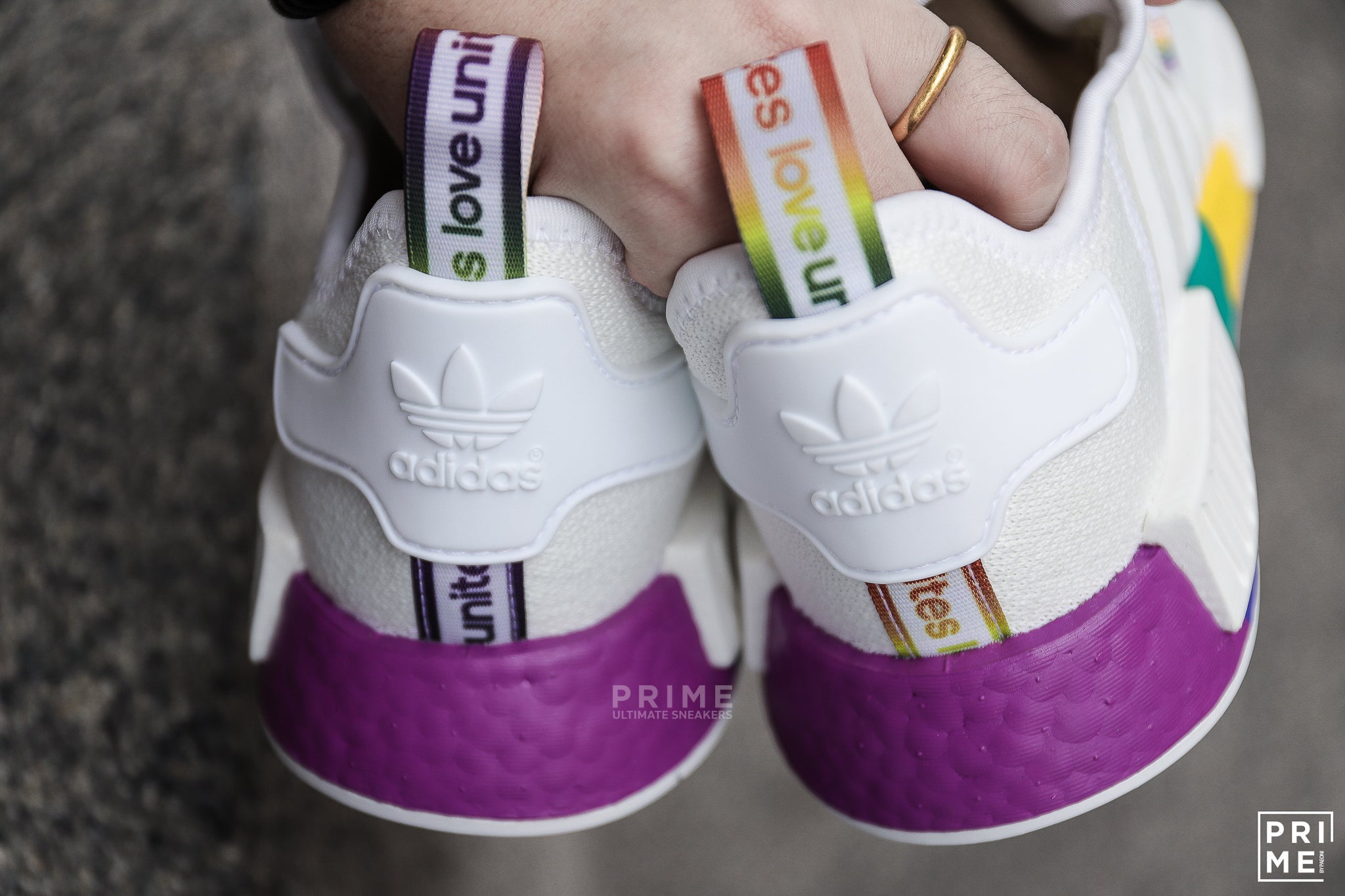 Adidas NMD R1  PRIDE Cloud White Limited  Love unite(FY9024)