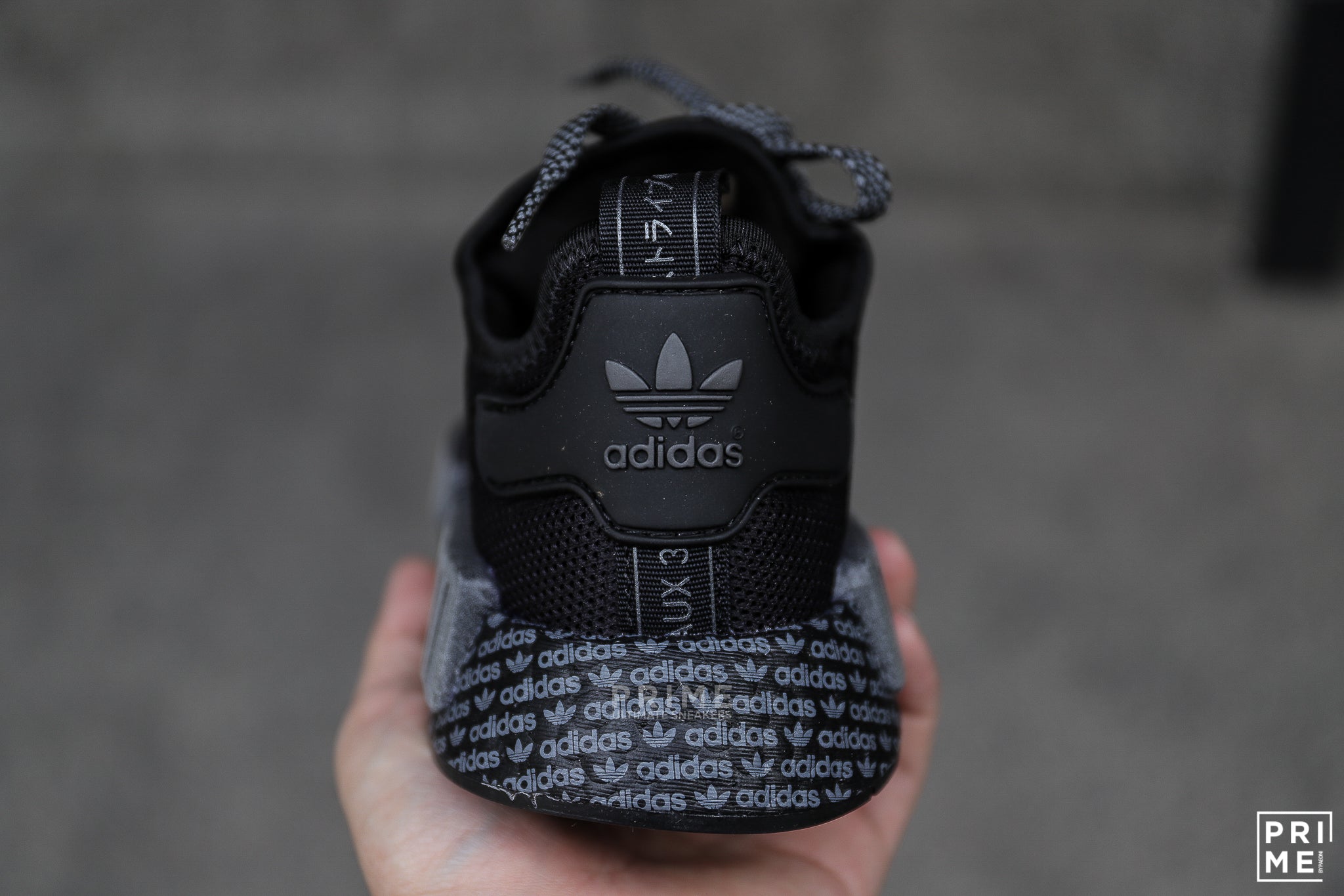 Adidas NMD R1  PRINT BOOST/BLACK   (FV6989)