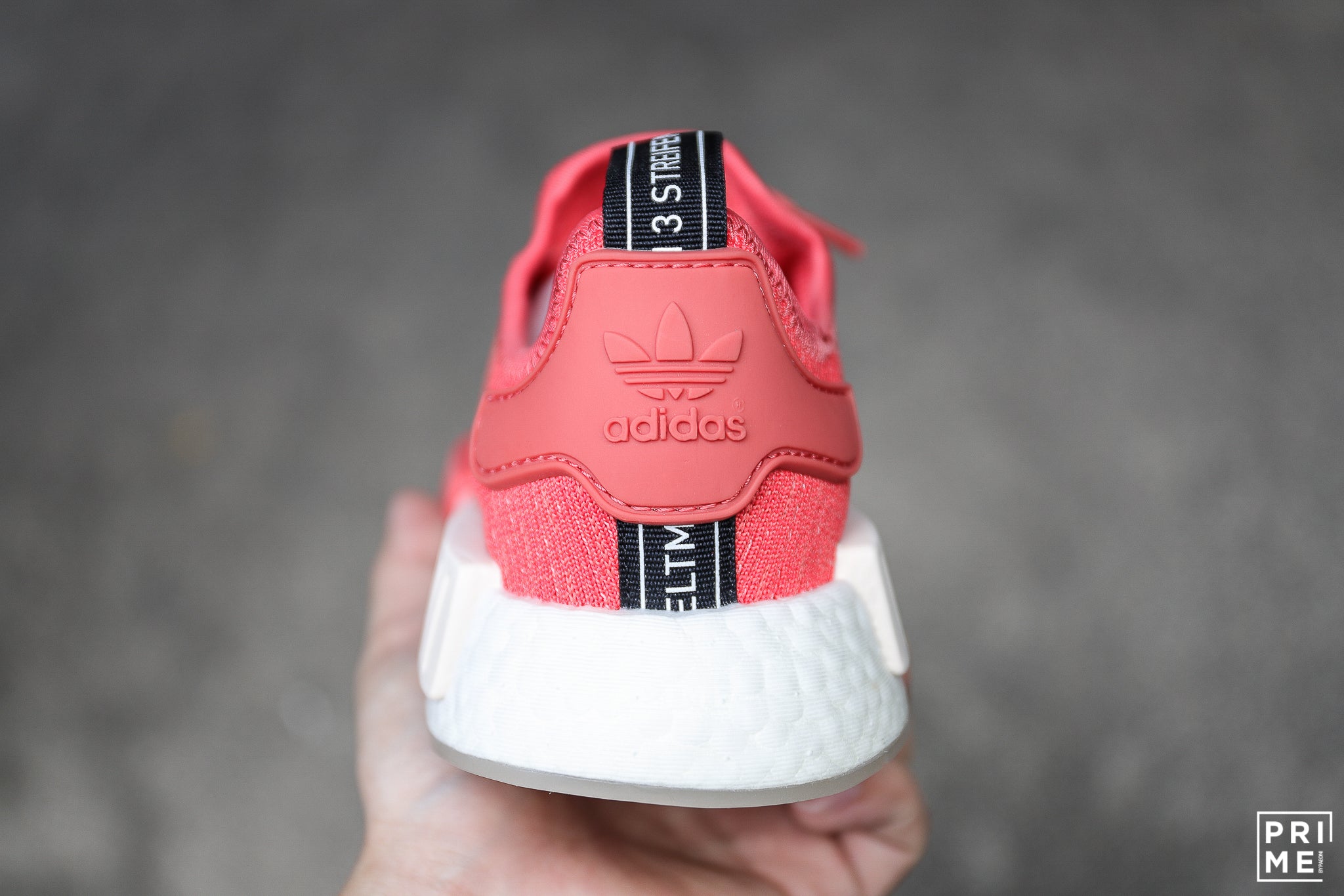 Adidas NMD R1  Trace Scalet   (CQ2014)