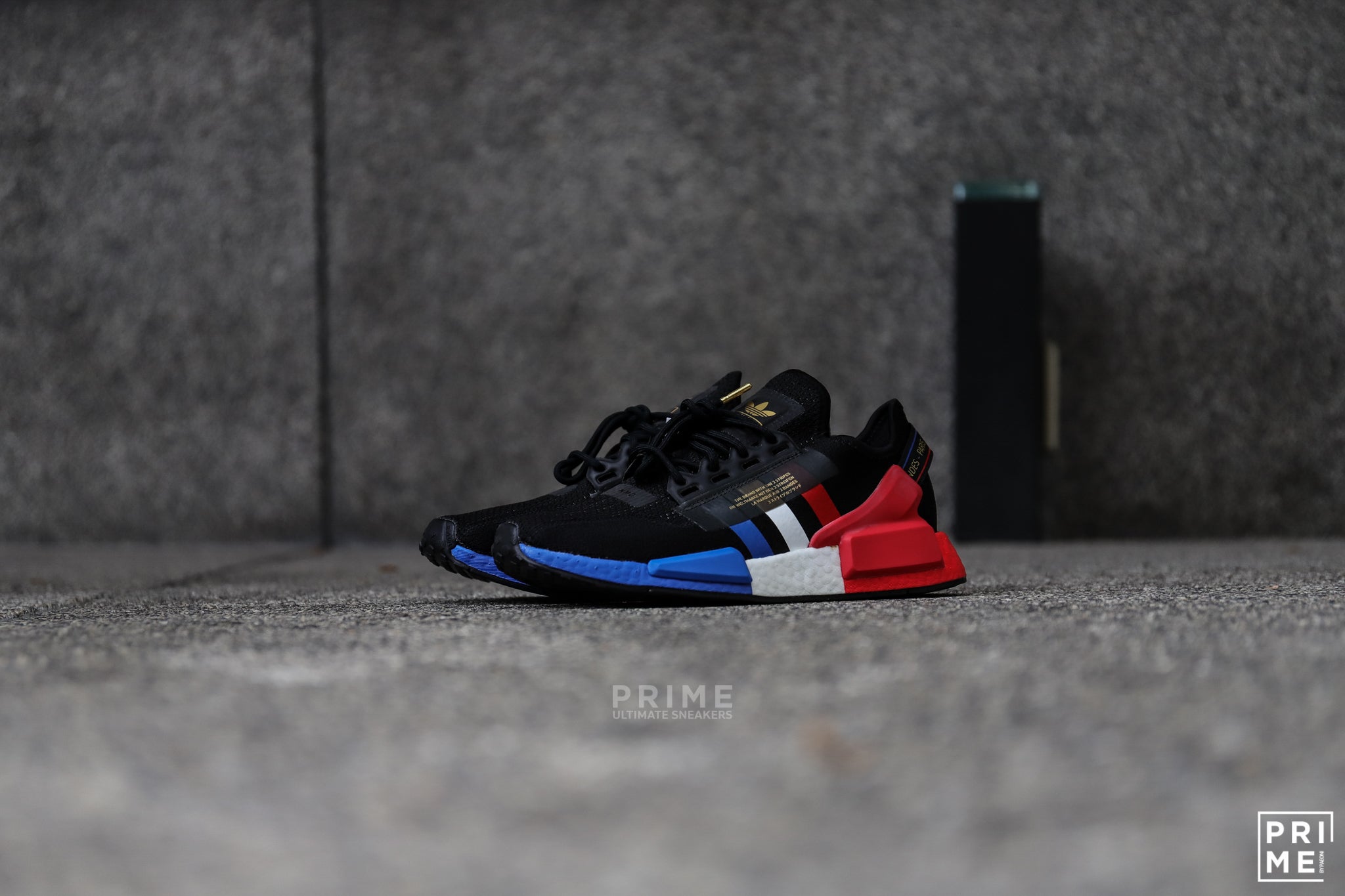 Adidas NMD R1 V.2  Black Tri color (FY2070)