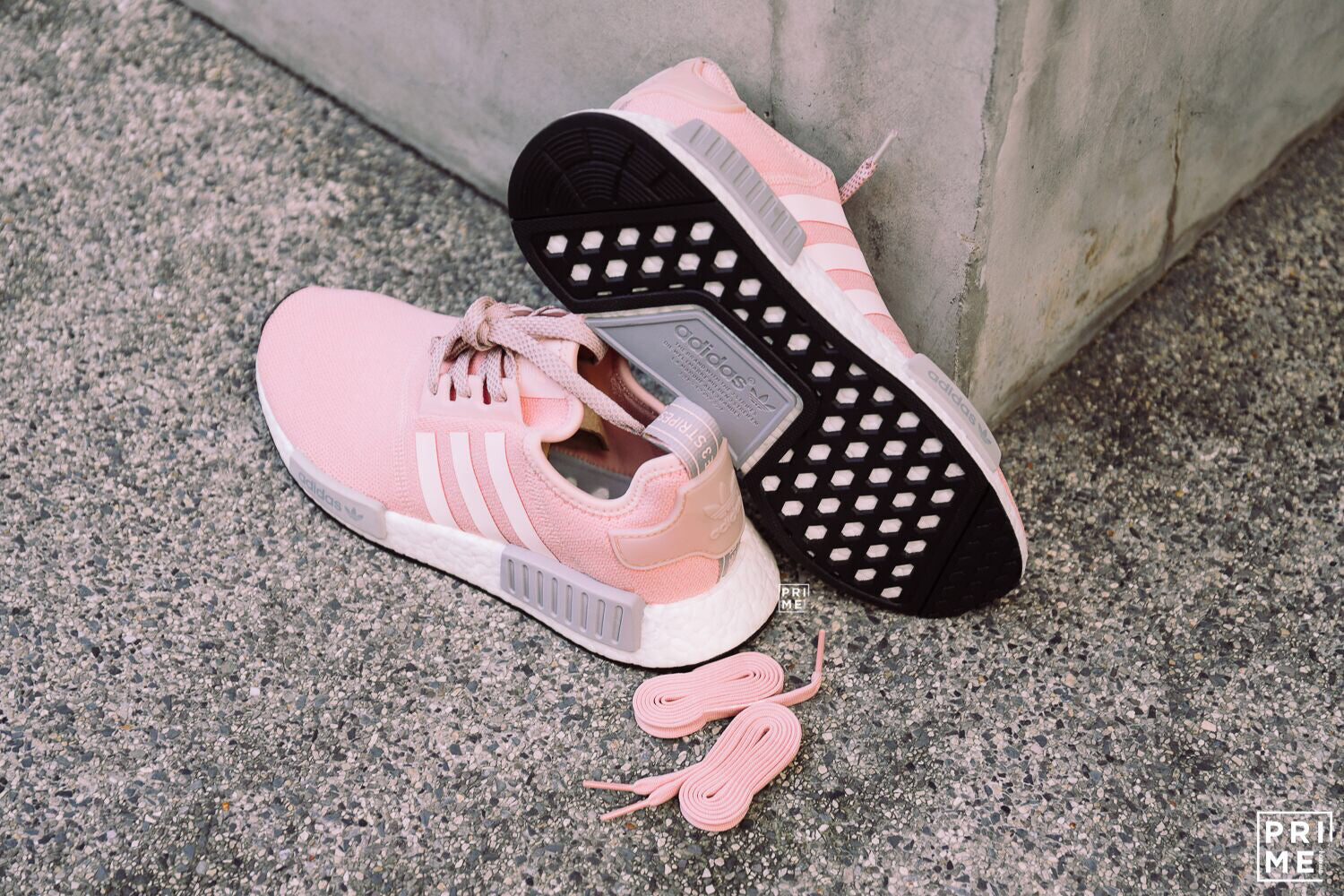 ADIDAS NMD R1 Vapour Pink/Light Onix (BY3059)