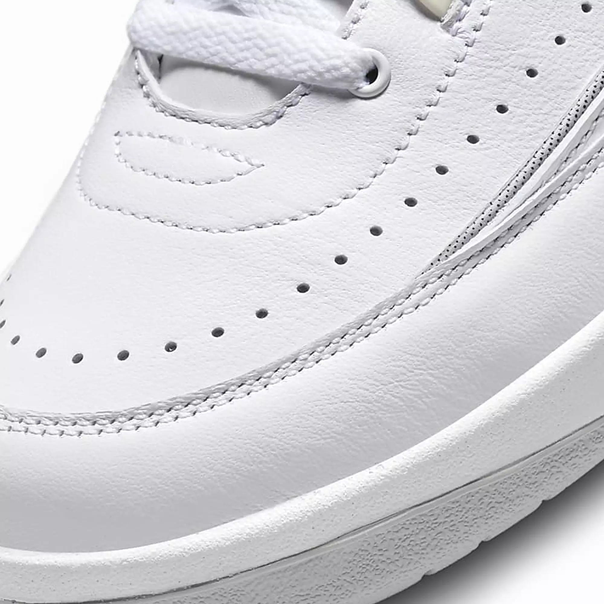 AIR JORDAN 2 RETRO 'WHITE/CEMENT GREY-SAIL-BLACK'