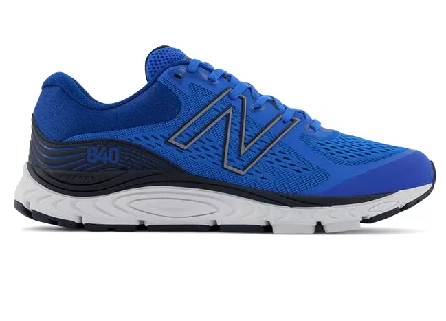 M New Balance 840 v5 2E Width (Wide)