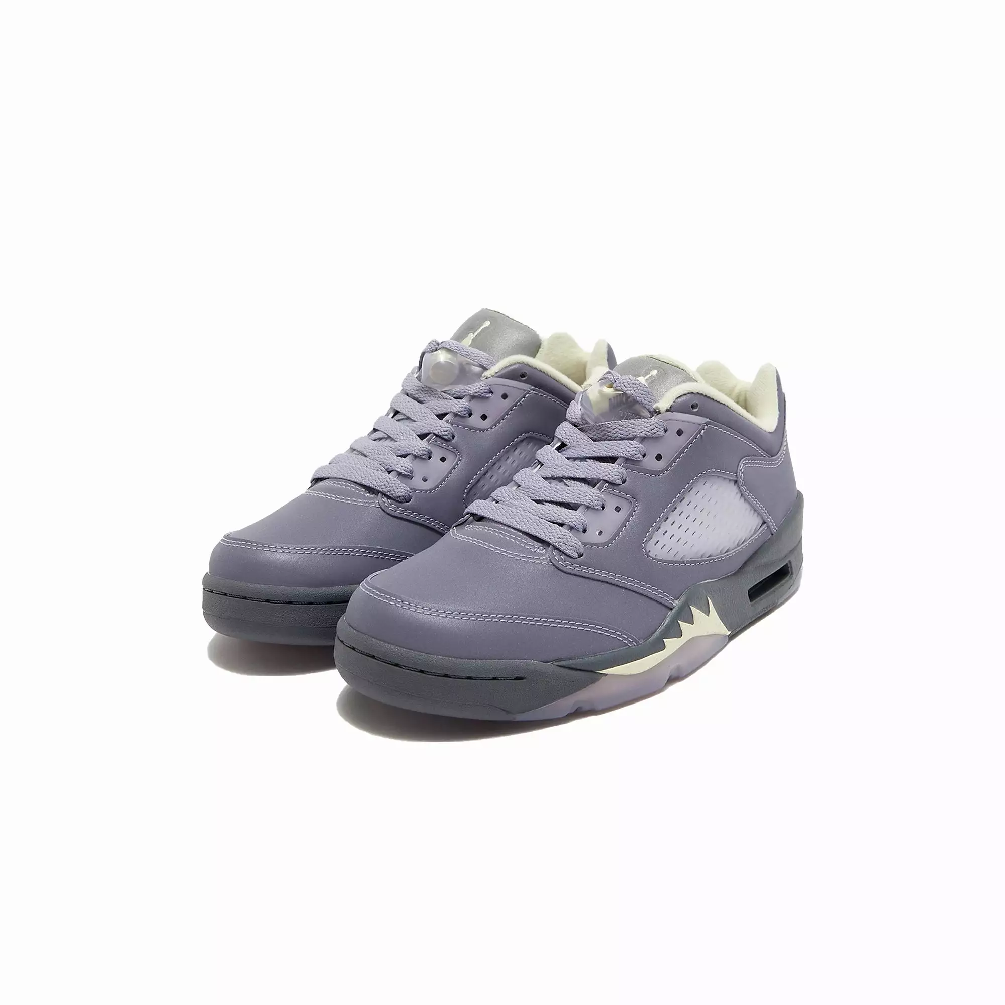 WMN'S AIR JORDAN 5 RETRO LOW 'INDIGO HAZE/FIRE RED-METALLIC SILVER'